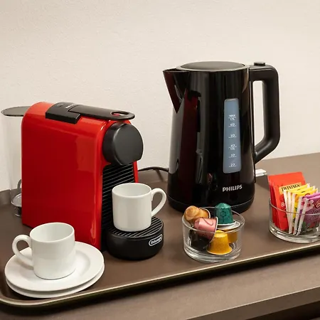 Modern 2-bed Flat, 250m From Sea *