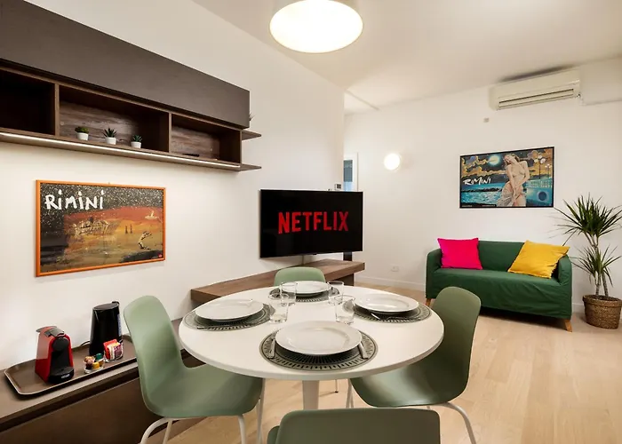 Modern 2-bed Flat, 250m From Sea Apartmán